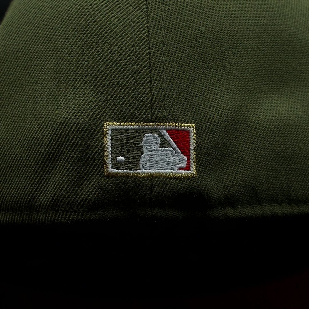 LA WS 84' GREEN N' RED