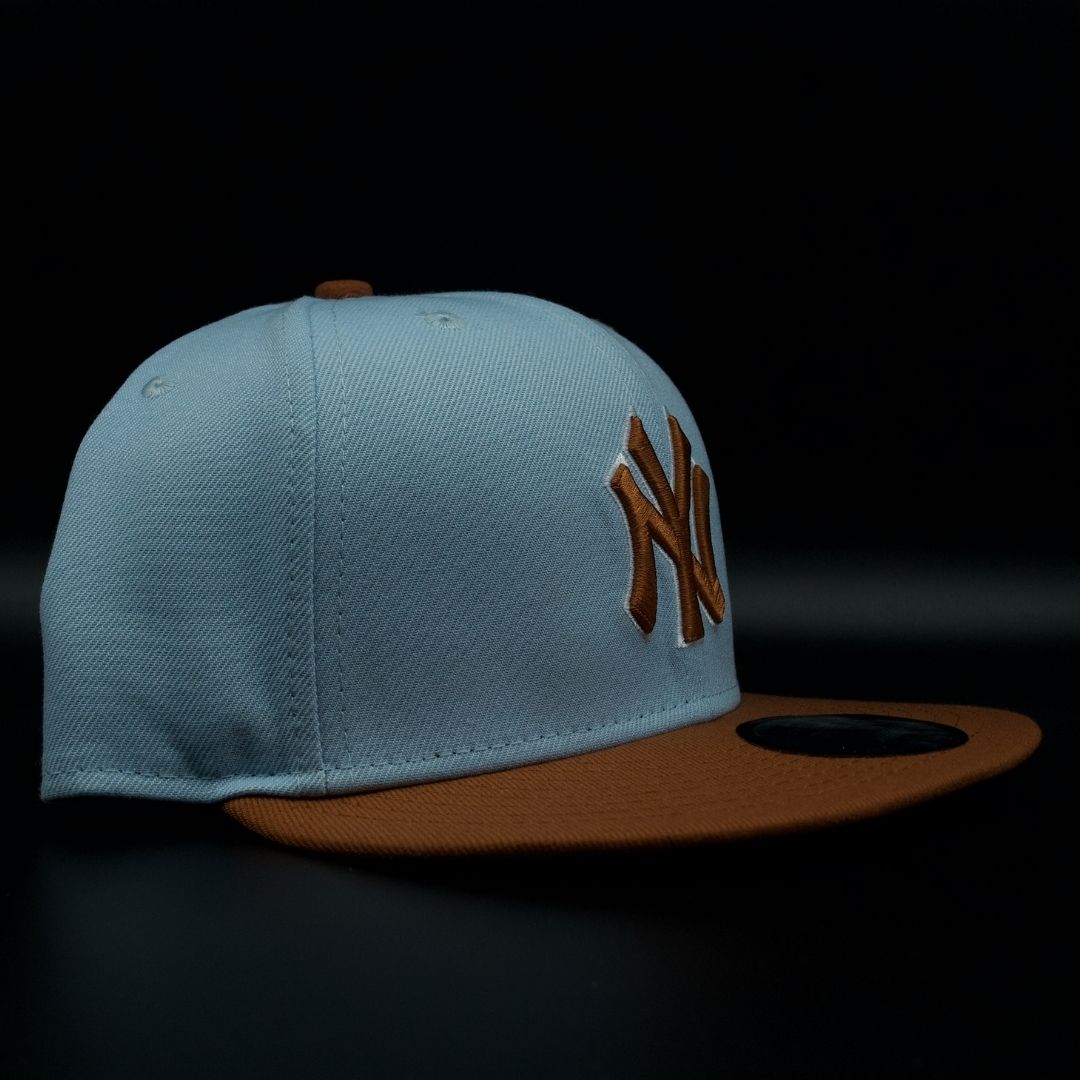 NY YANKEES BABY BLU N' BROWN SNAP BACK)